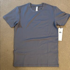 ALO Yoga Men's Slate Tee